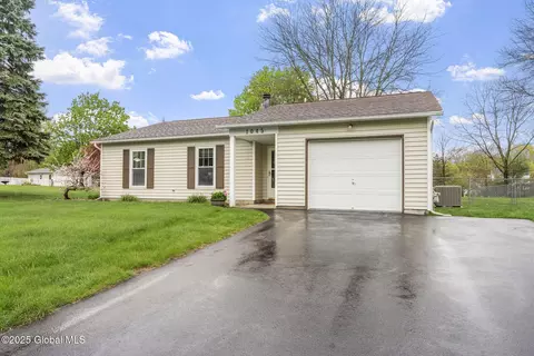 1045 Laural Ln, Ballston Spa, NY 12020 photo 2