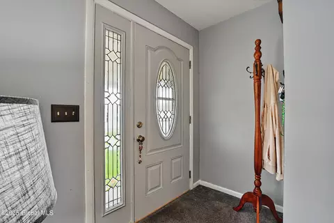 52 Starr Ave, Schenectady, NY 12304 photo 3