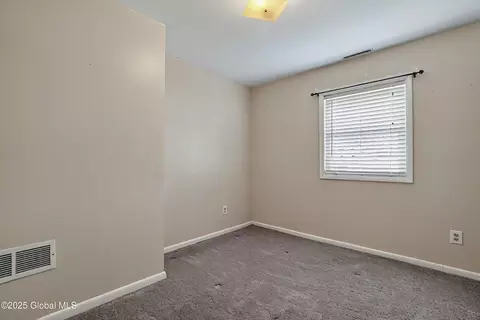 52 Starr Ave, Schenectady, NY 12304 photo 24