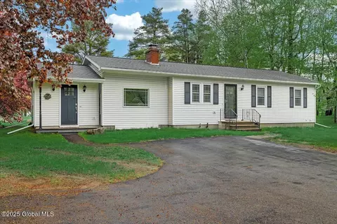 1621 Brookview Station Rd, Castleton On Hudson, NY 12033