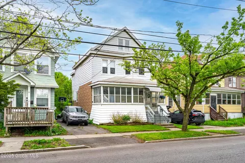 257 Myrtle Ave, Albany, NY 12208