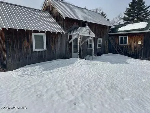 263 Mutton Hollow Rd, Moriah, NY 12960