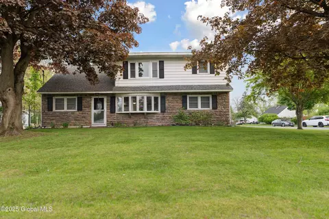 1094 Deforest St, Schenectady, NY 12303