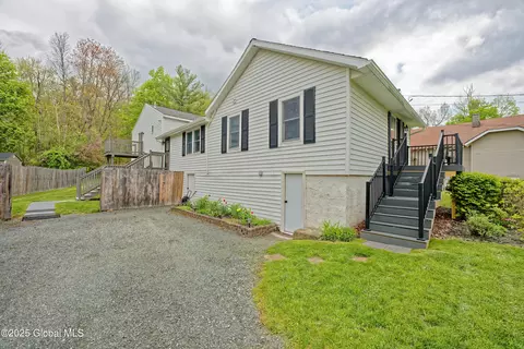 197 Morey Park Rd, Nassau, NY 12123