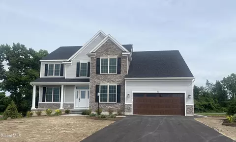 50 Windrow Way, Mechanicville, NY 12118