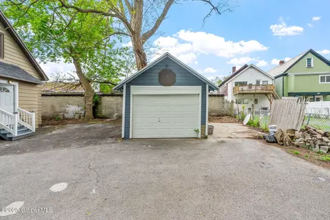 Exterior - 1653 Broadway, Schenectady, NY 12306 photo 5 of 6
