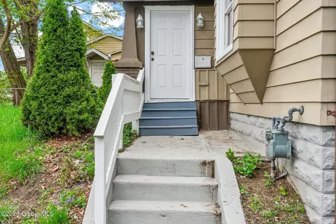 Exterior - 1653 Broadway, Schenectady, NY 12306 photo 2 of 6
