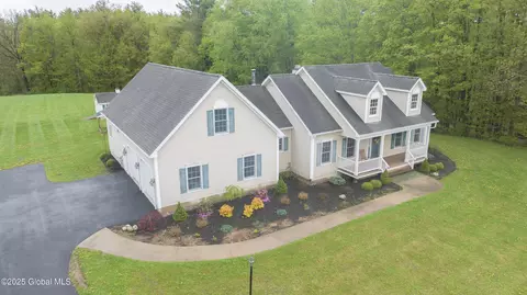185 Charlton Rd, Ballston Spa, NY 12020