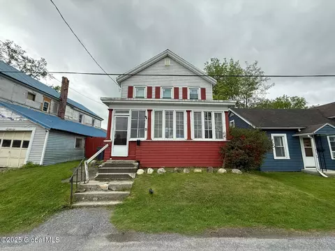 18 Carey Ave, Hoosick Falls, NY 12090