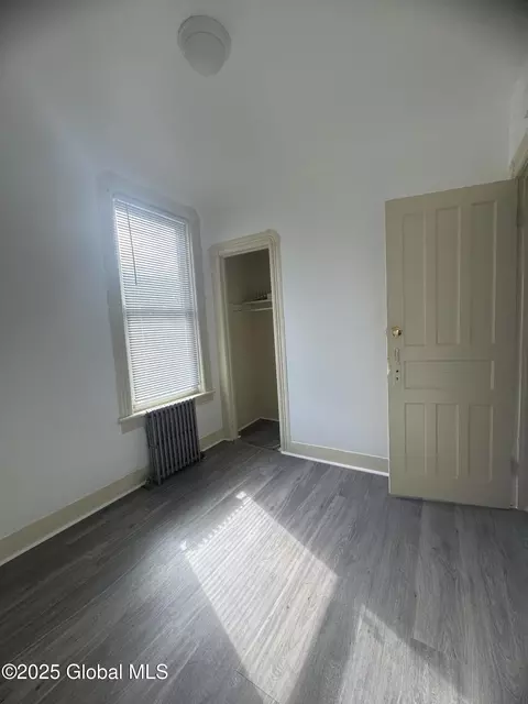 547 Summit Ave, Schenectady, NY 12307 photo 6