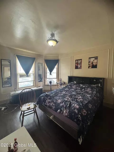 547 Summit Ave, Schenectady, NY 12307 photo 28
