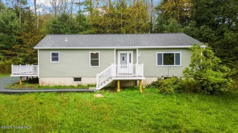 452 Blue Factory Rd, Averill Park, NY 12018