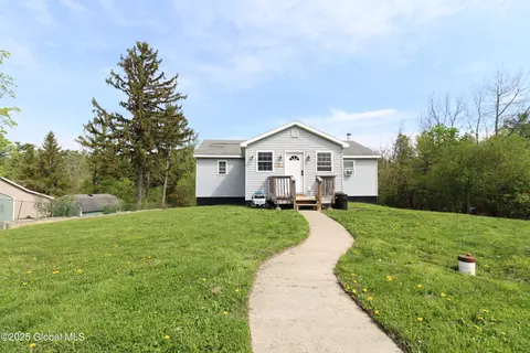 11 Filkins Ln, Voorheesville, NY 12186