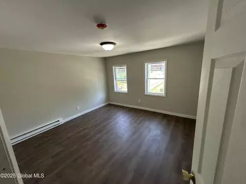 802 Davis Ter, Schenectady, NY 12303 photo 15