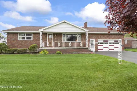 385 Marengo St, Rotterdam, NY 12306
