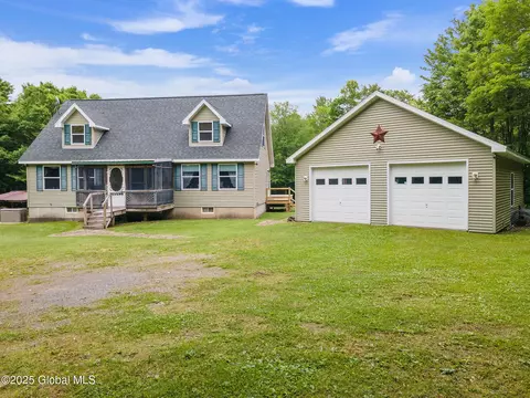194 Morrisville Rd, Jefferson, NY 12093
