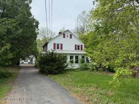 153 River St, Hudson Falls, NY 12839