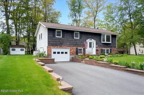 44 Fredericks Rd, Glenville, NY 12302 photo 8