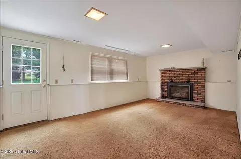 44 Fredericks Rd, Glenville, NY 12302 photo 26