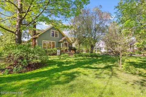 2000 Grand Blvd, Niskayuna, NY 12309
