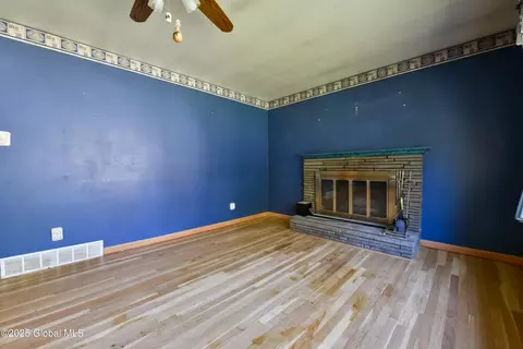 168 Birch Ln, Glenville, NY 12302 photo 6
