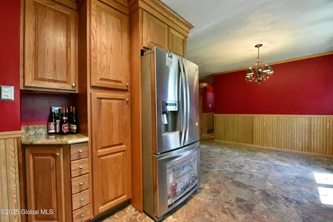 168 Birch Ln, Glenville, NY 12302 photo 14