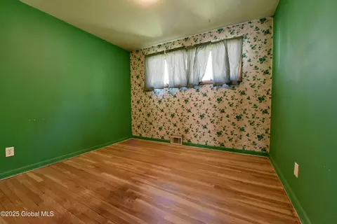 168 Birch Ln, Glenville, NY 12302 photo 28