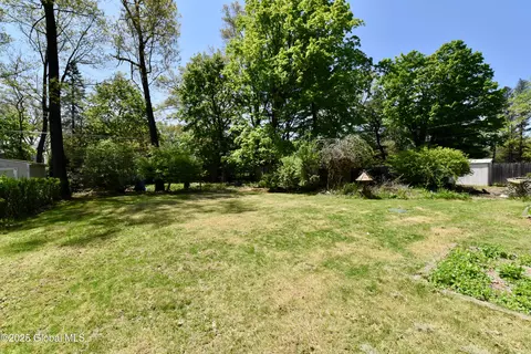 168 Birch Ln, Glenville, NY 12302 photo 41