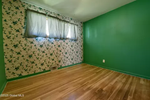168 Birch Ln, Glenville, NY 12302 photo 30