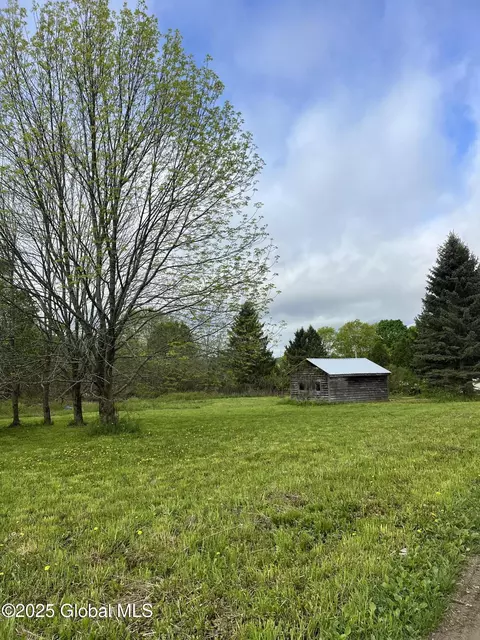 296 Evergreen Rd, Cobleskill, NY 12043