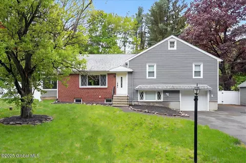 5 Nicholas Ave, Rensselaer, NY 12144