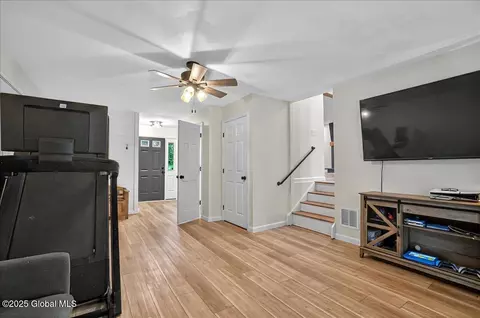 Entry Way - 678 Riverview Rd, Rexford, NY 12148 photo 2 of 3