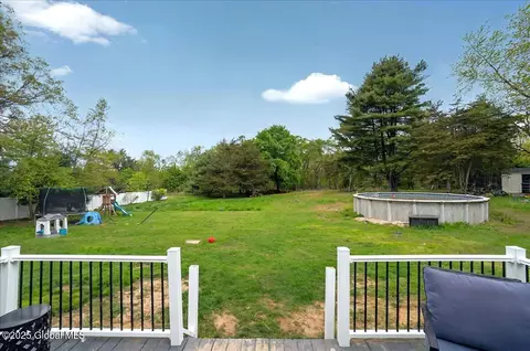 Exterior - 678 Riverview Rd, Rexford, NY 12148 photo 9 of 11