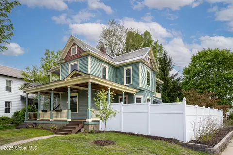185 Bay St, Glens Falls, NY 12801