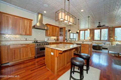 79 3rd St, Troy, NY 12180 photo 13