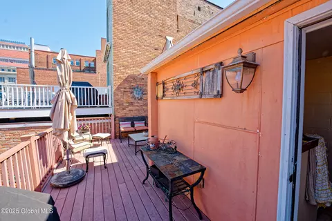 79 3rd St, Troy, NY 12180 photo 24