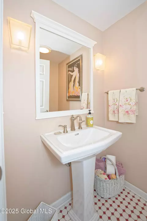 79 3rd St, Troy, NY 12180 photo 21