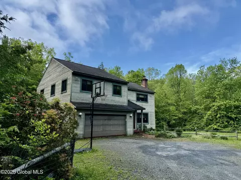 329 Millers Corners Rd, East Greenbush, NY 12061