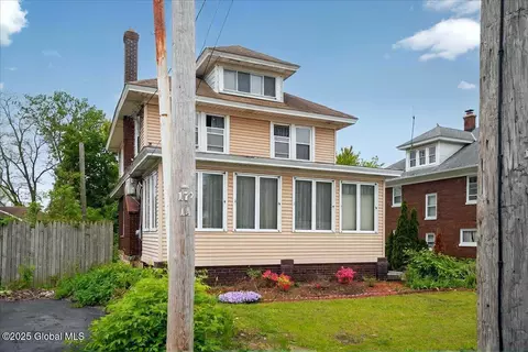 1576 State St, Schenectady, NY 12304 photo 5