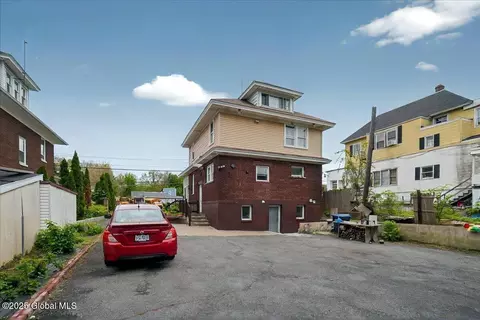 1576 State St, Schenectady, NY 12304 photo 12