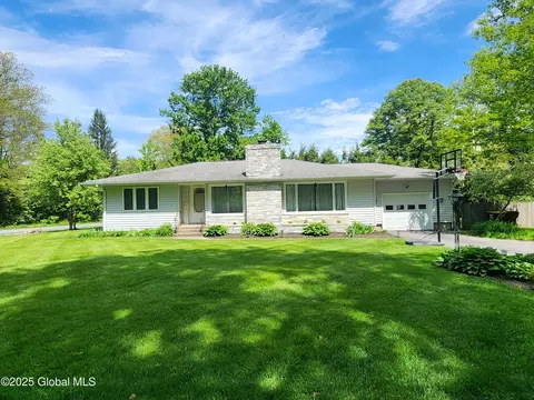 1 Laurel Rd, Fort Edward, NY 12828