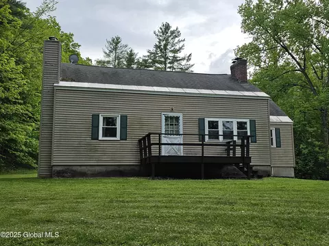 279 Ny-346, Petersburgh, NY 12138