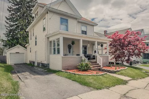 53 Hibbard St, Amsterdam, NY 12010
