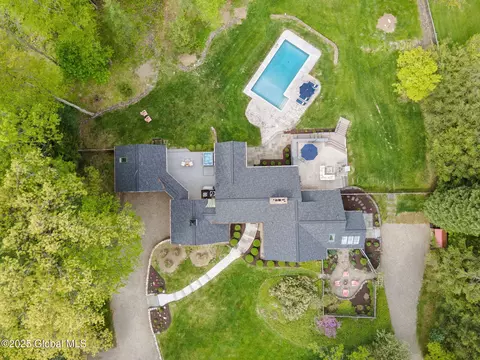 Exterior - 93 Font Grove Rd, Slingerlands, NY 12159 photo 13 of 13