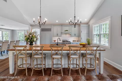 Kitchen - 93 Font Grove Rd, Slingerlands, NY 12159 photo 1 of 4