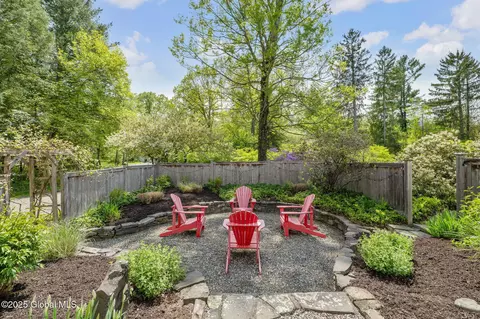 Exterior - 93 Font Grove Rd, Slingerlands, NY 12159 photo 12 of 13