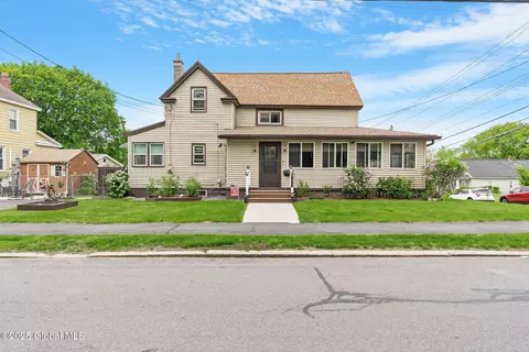 1841 Lenox Rd, Schenectady, NY 12308