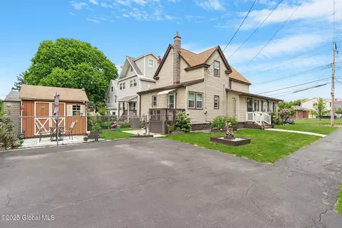 1841 Lenox Rd, Schenectady, NY 12308 photo 2