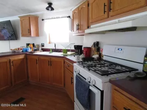 136 Beards Hollow Rd, Richmondville, NY 12149 photo 9