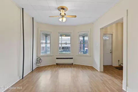 Living - 892 Maplewood Ave, Schenectady, NY 12303 photo 2 of 4